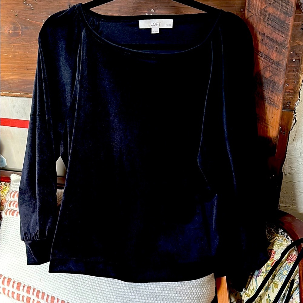 LOFT Black Velvet Top Large Petite